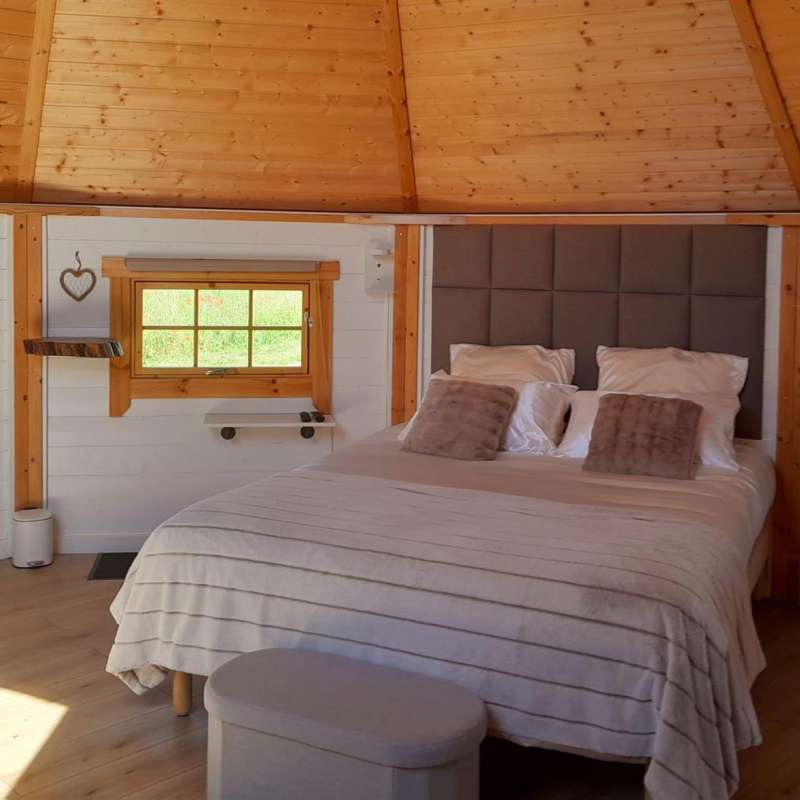 Emmanuel Bounachada Lovely Kotas