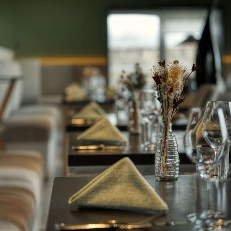 @BlackmountainProd Restaurant À la 12