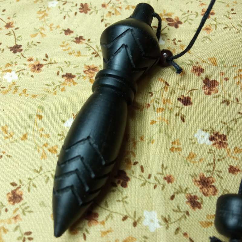 A-Monchot Tourneur sur bois Alain Monchot