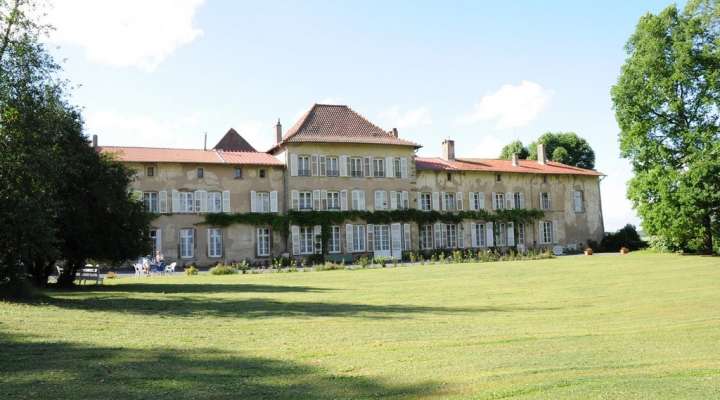 BED AND BREAKFAST AT CHÂTEAU D'ALTEVILLE