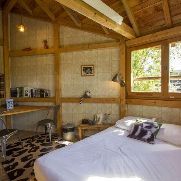 Unusual accommodation - Cabane des Lémuriens