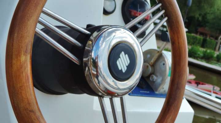 Solis Mettensis solar boat