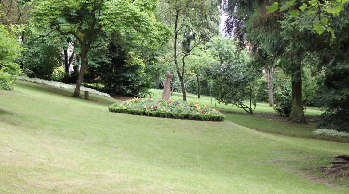 Nilvange Castle Park