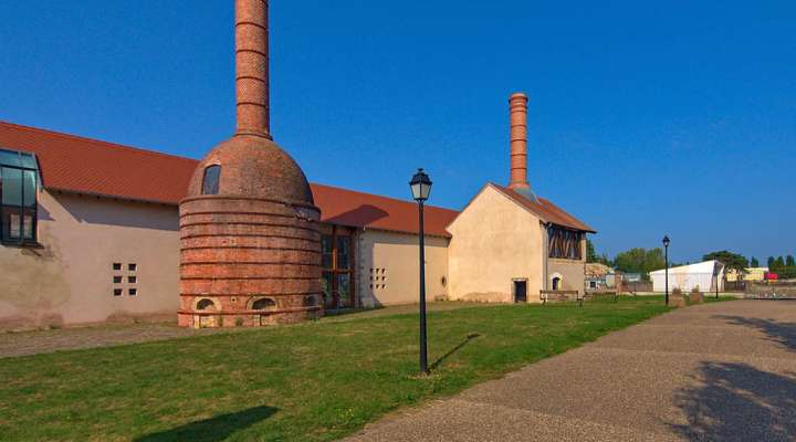 Niderviller faience factory
