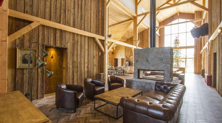 Unusual accommodation - La Grange aux Coyotes