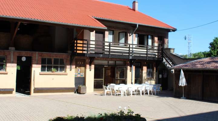 Holiday cottage for groups Le Sânon