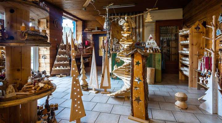 The Petrazoller clog factory