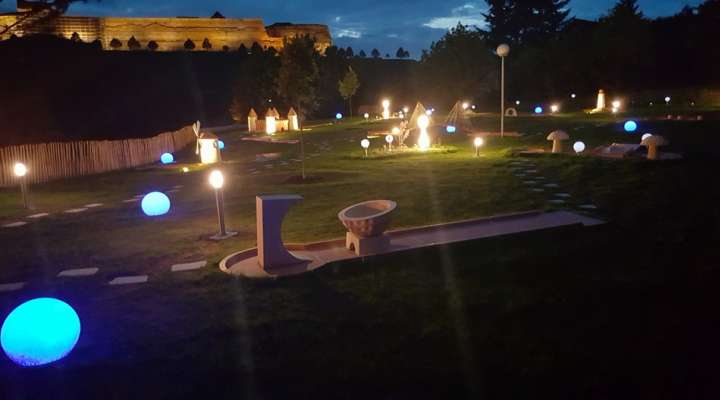 Minigolf au relais des châteaux-forts