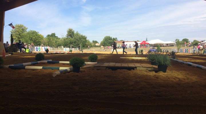 Centre de loisirs équestre Enbraye Farm