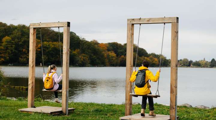 Around the Marais-Pond