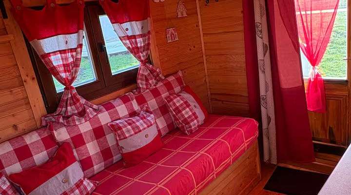 The Alsatian Caravan