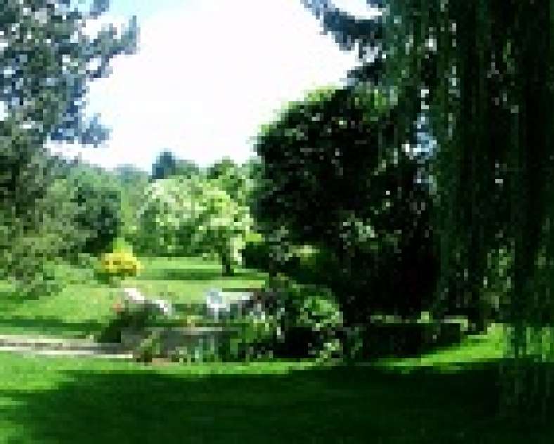 Mireille BRASSENS  La maison des arches