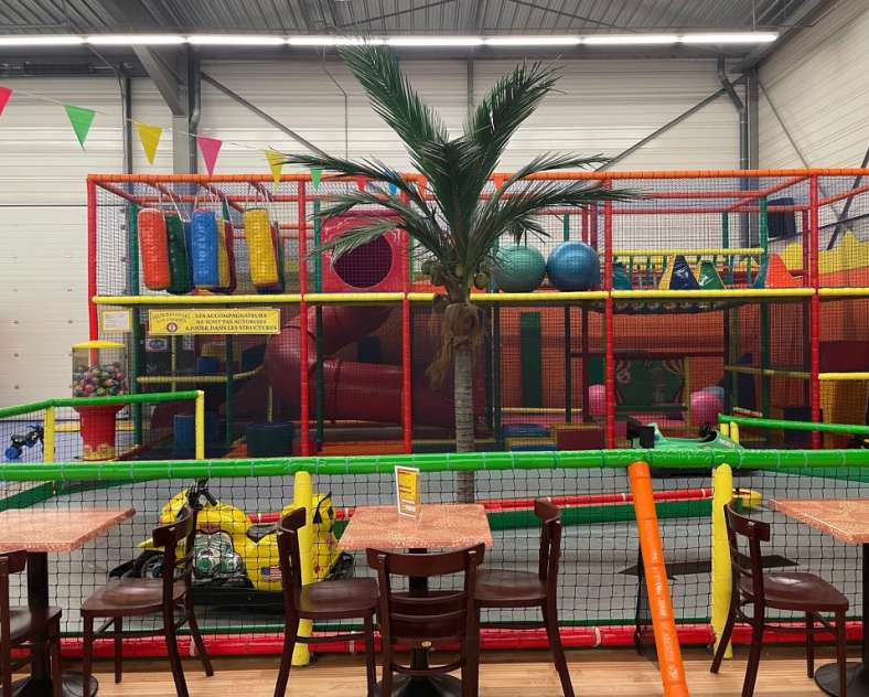 Les Acrobates Metz Augny /Facebook  Activité familiale les acrobates