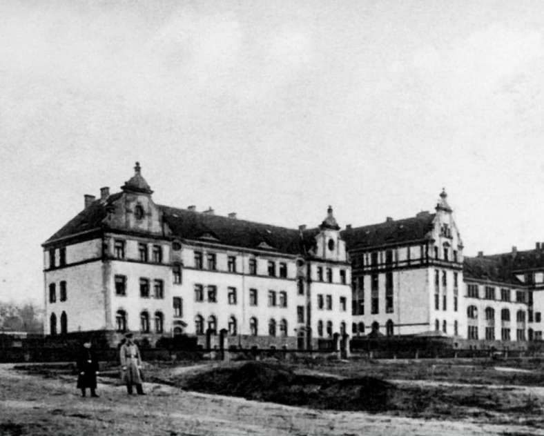 FURBACHER  The old battle barracks