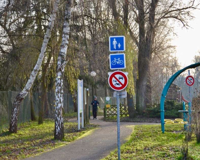 Mairie de Cocheren  Coulée verte