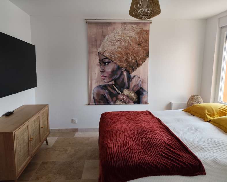 DR LA GRANGE AUX FEES La grange aux fées - Canopée