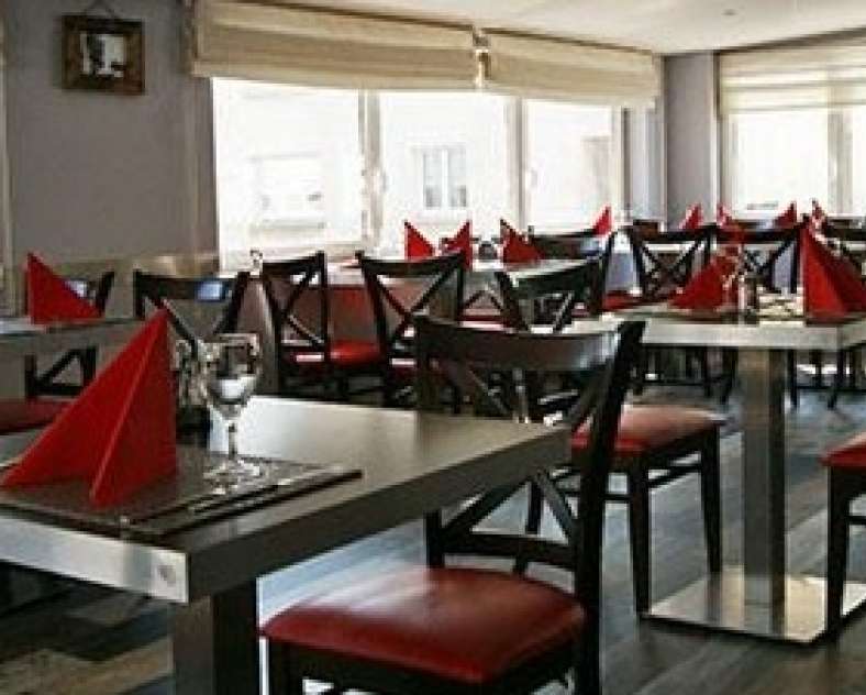 Restaurant l'Entracte Restaurant l'Entracte