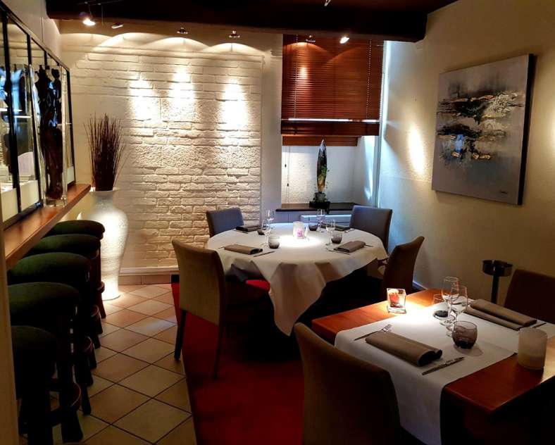 Restaurant La Fleure de Ly  Restaurant La Fleure de Ly