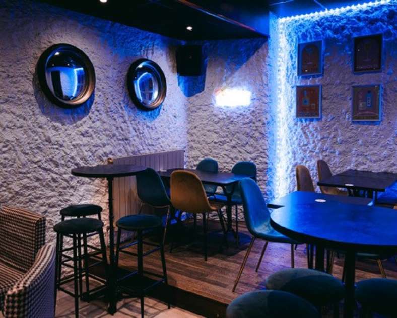 Emma Rochefeuille Bar Autour du Zinc