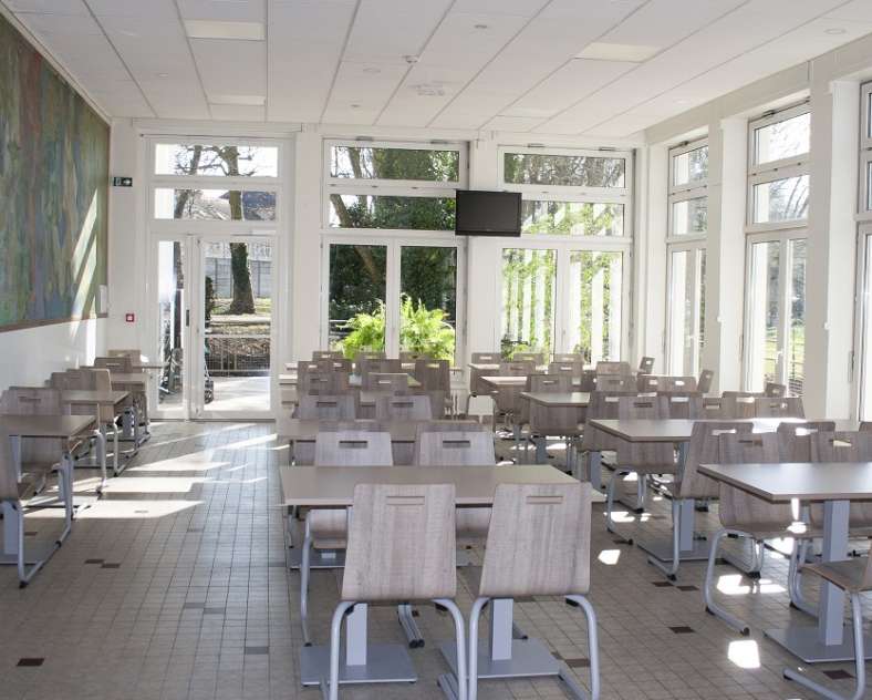 Auberge de Jeunesse de Metz  Metz Youth Hostel