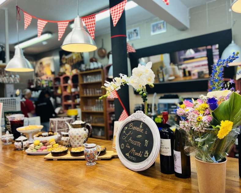 Victoria VONNER Chez Mauricette