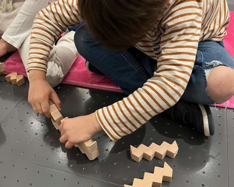 DR - source Ville de Metz  Visite en famille - A comme artiste, B comme beau...D comme...