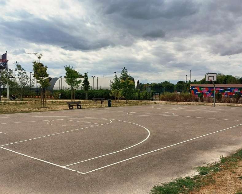 Ville de Montigny-lès-Metz Pumptrack de la plaine de la Vacquinière
