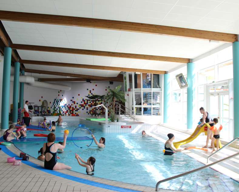 PISCINE COMPLEXE NAUTIQUE AQUAGLISS