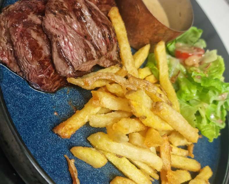 DR : Aux Bouchées d'Or  Restaurant aux bouchées d'or