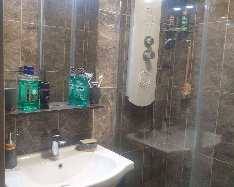 Mr GORID  Meublé Imgmloc