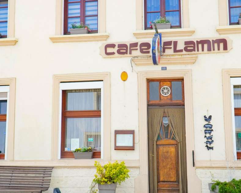 Trois Frontières Tourisme  Café restaurant Flamm