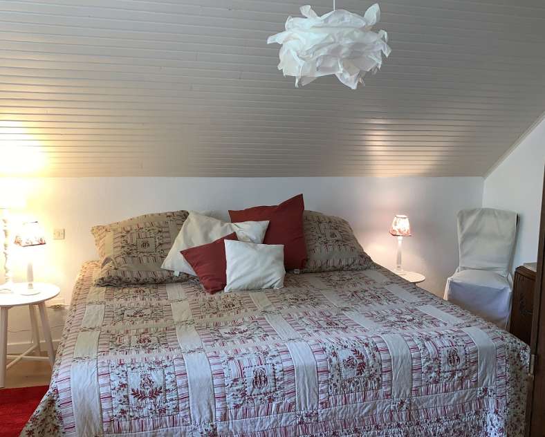 Valérie SARRBACH Meublé de tourisme Les Glycines