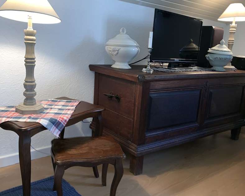 Valérie SARRBACH Meublé de tourisme Les Glycines