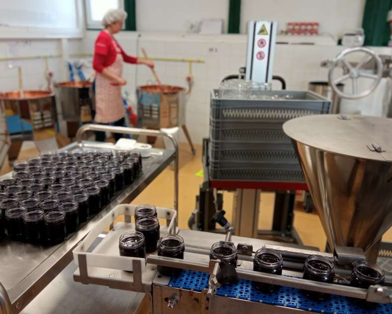 LES CONFITURES DE LA HOUBE  Les Confitures de la Hoube