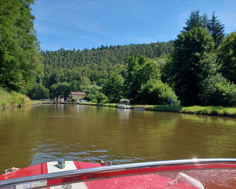 OTIPP Vintage boat - location de bateaux sans permis