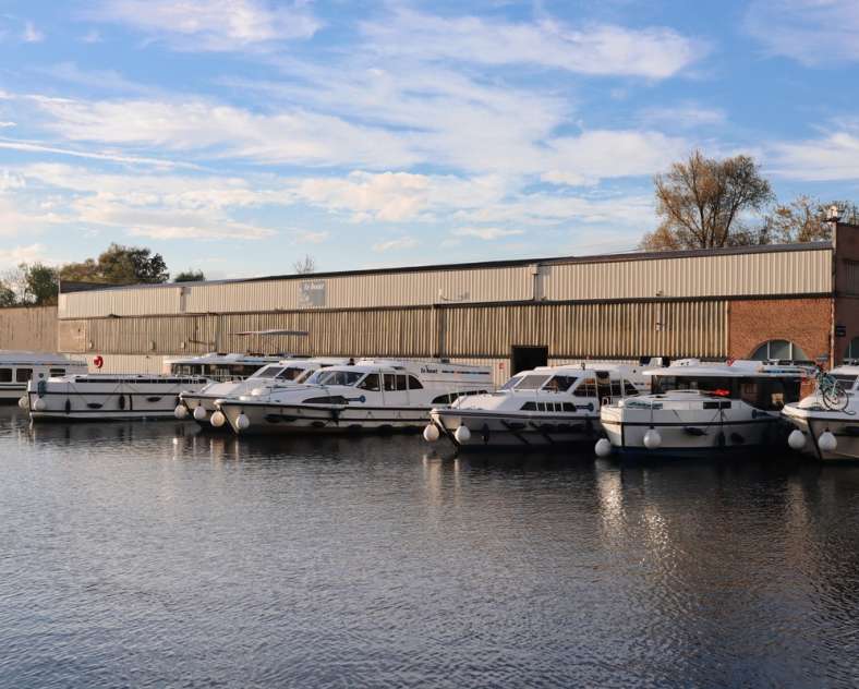 TSMS - A. Muller Boat rental Le Boat