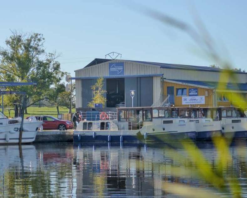 Kuhnle-Tours  Holiday appartment canard 1 marina Kuhnle-Tours