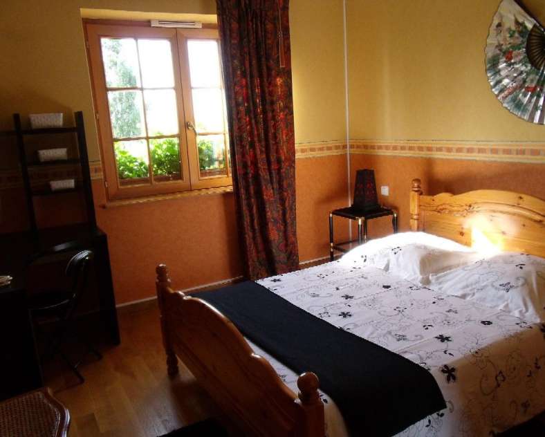 Edgard VAN HAAREN  Bed and breakfast Chez Évelyne