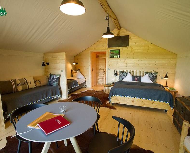 UNUSUAL ACCOMMODATION - LODGE DES GRANDS CERFS