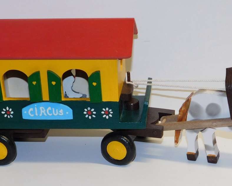 La boutique du père Michel  La boutique du Père Michel - wooden toy factory