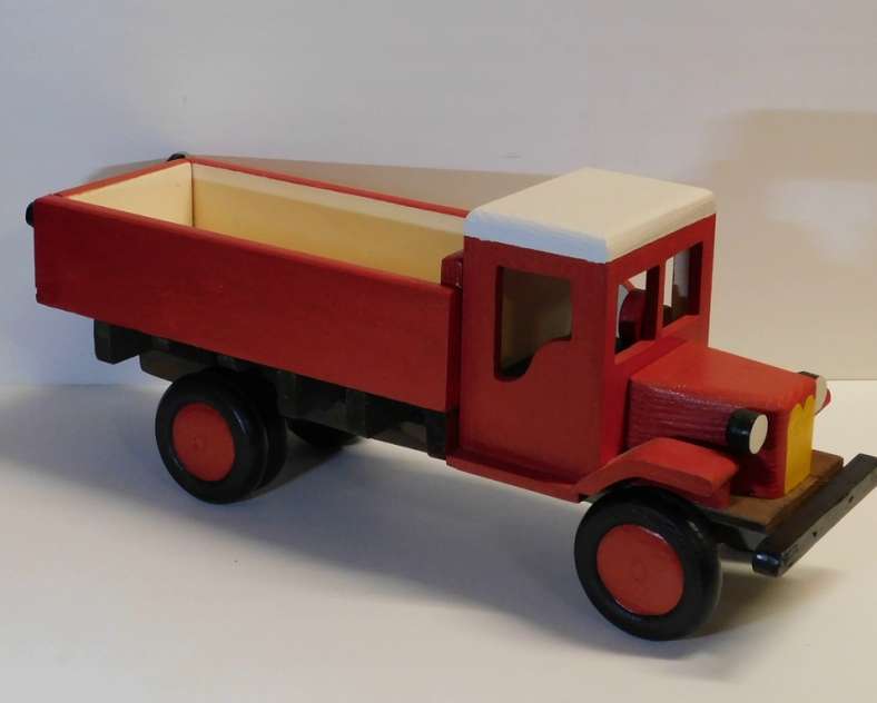 La boutique du père Michel  La boutique du Père Michel - wooden toy factory