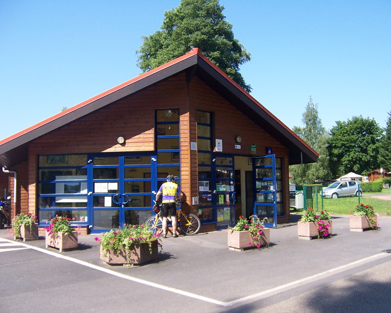 Camping Ramstein-Plage  Aire de service camping-cars du camping Ramstein plage