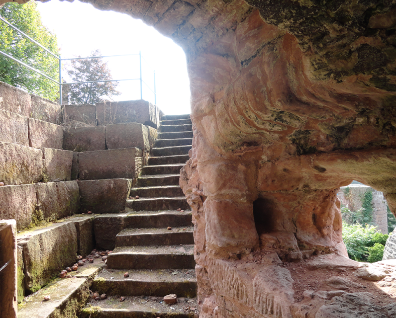 © Office de Tourisme  Château du weckersburg