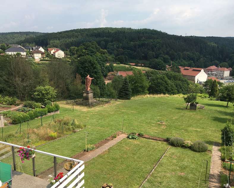 J. Bleichner  Meublé le munztal