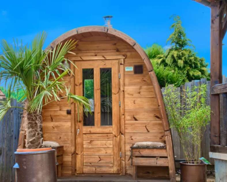 Oliver Hartmann  Gîte à l'orée du bois