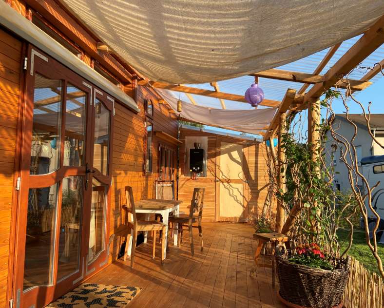 J. Wenskat - Baerbnb  Unusual accommodation - Roulotte Baerbnb