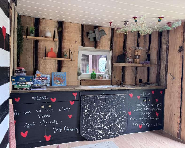 OTIPB-Romane Cabane d'artiste - Poomiko