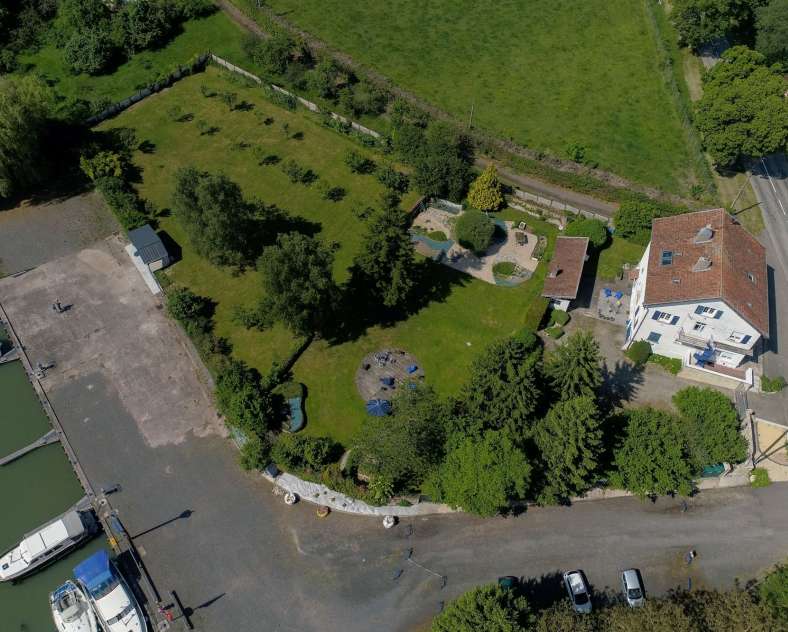 YAX Patrice Chambre d'hôtes des vergers