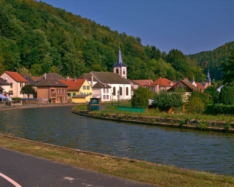 RIVER CRUISE BETWEEN NIDERVILLER AND STRASBOURG