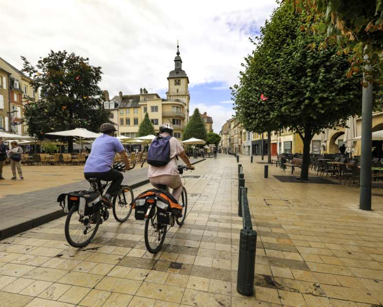 LA VOIE BLEUE CYCLE ROUTE - THIONVILLE - METZ